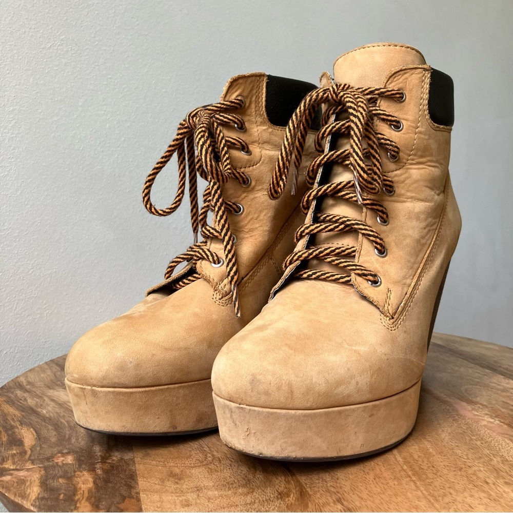 Steve Madden | Russty Leather Lace Up Platform Work Bootie - Picture 3 of 9
